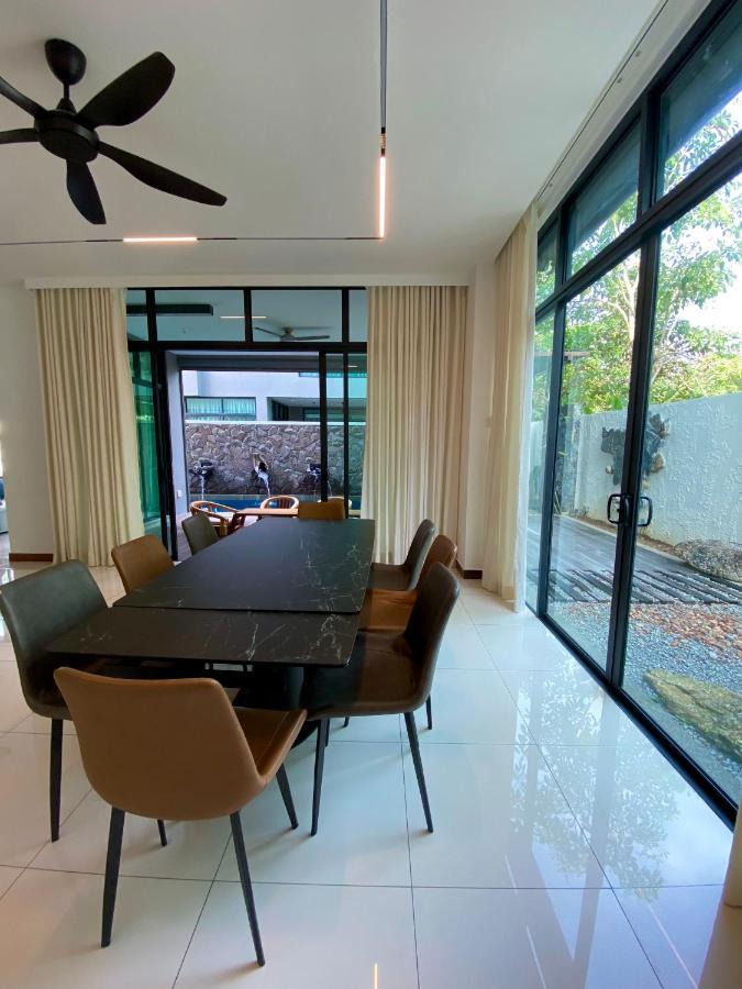 Ikiru 18 Private Saltwater Pool Villa, 3 Ensuite Br, Outdoor Bbq, 5 Mins To Beach Pantai Cenang  Exterior foto