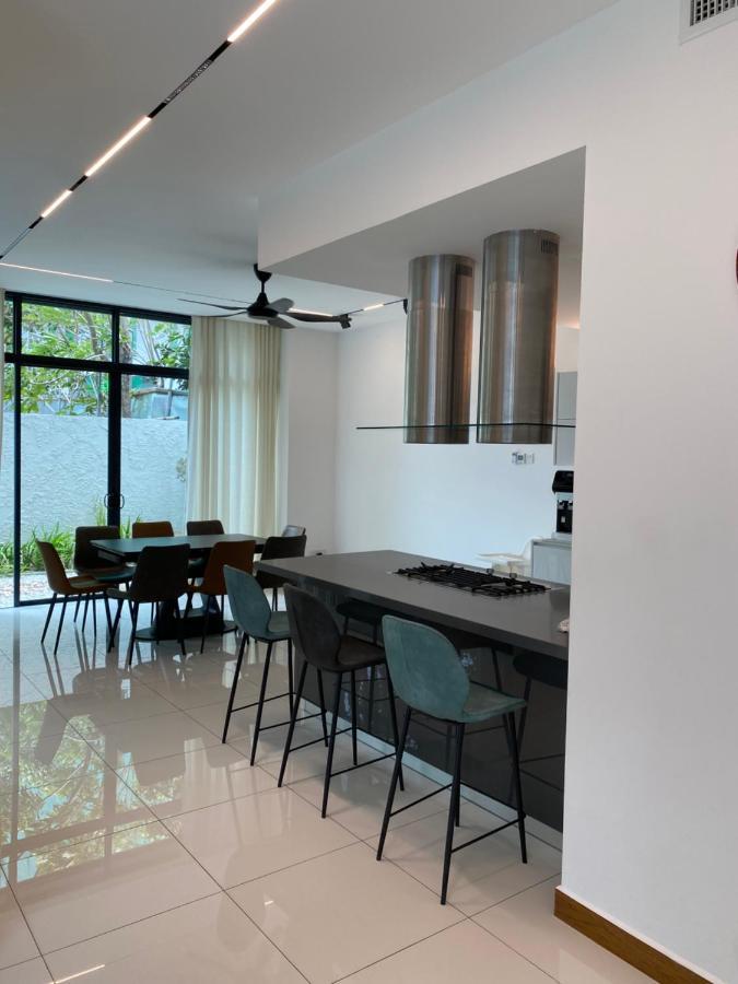 Ikiru 18 Private Saltwater Pool Villa, 3 Ensuite Br, Outdoor Bbq, 5 Mins To Beach Pantai Cenang  Exterior foto