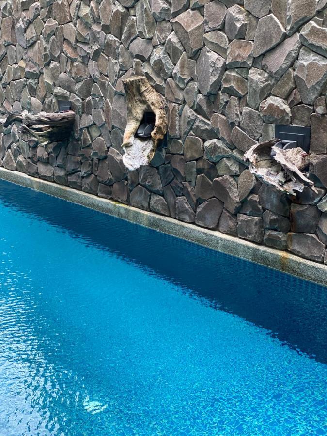 Ikiru 18 Private Saltwater Pool Villa, 3 Ensuite Br, Outdoor Bbq, 5 Mins To Beach Pantai Cenang  Exterior foto